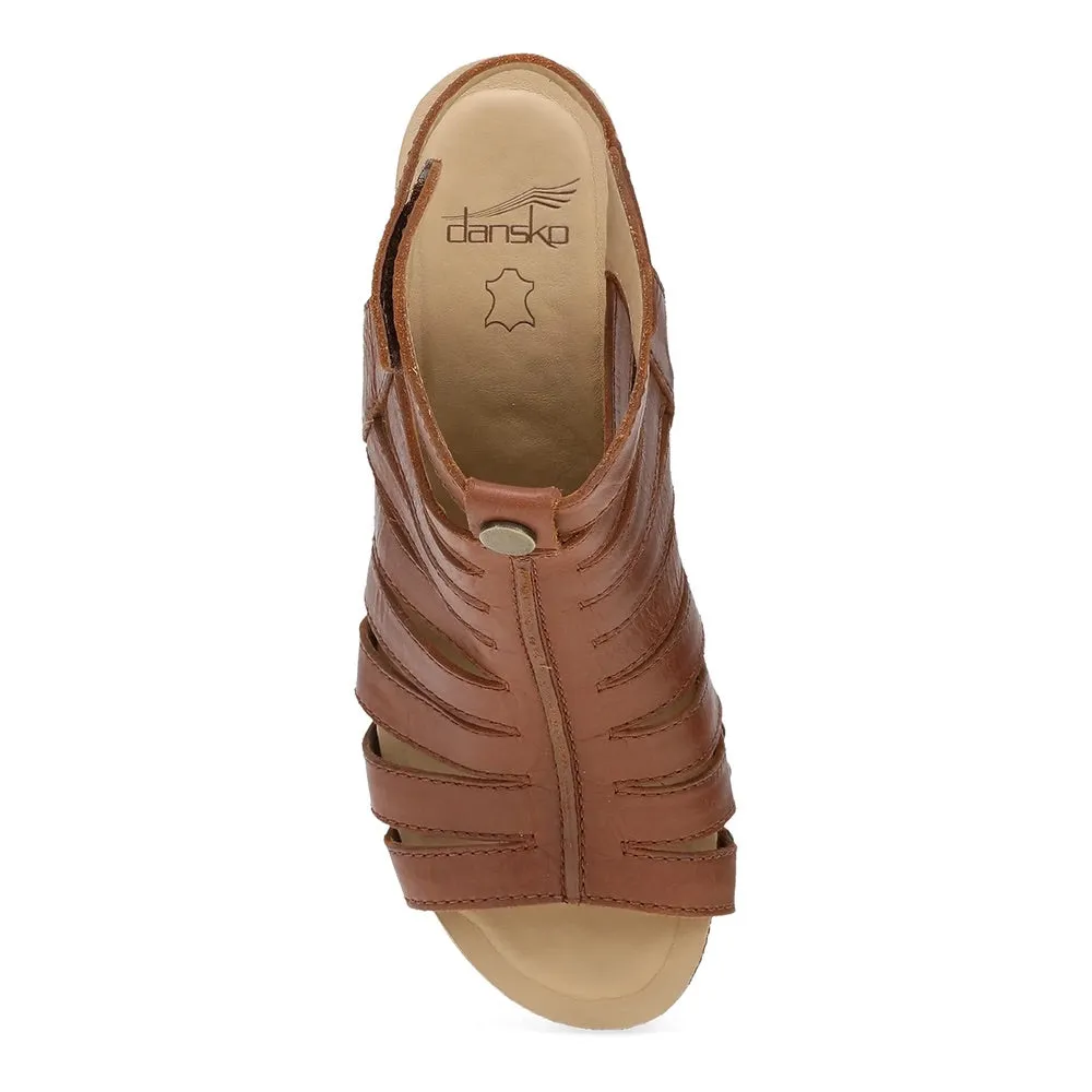 Adie (Tan)