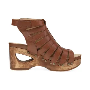 Adie (Tan)