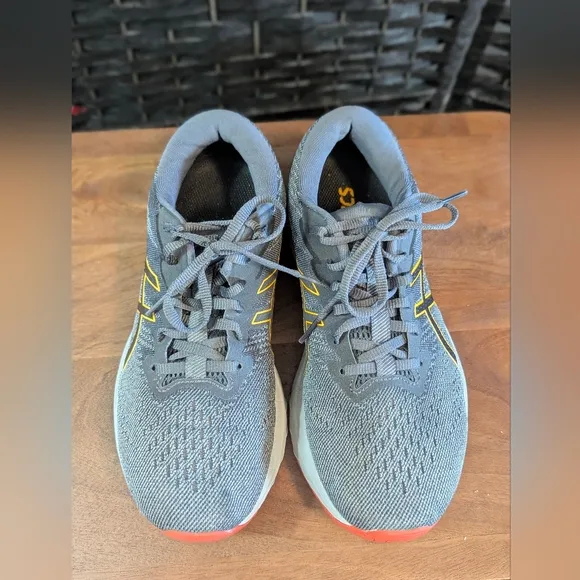 ASICS Gray &amp; Red Running Shoes Athletic Excel Used Cond Mens 8  GT 1000