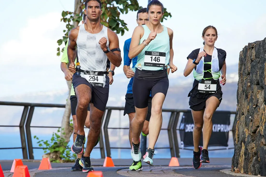 CEINTURE PORTE DOSSARD POUR COMPETITION DE RUNNING COURTE DISTANCE AU MARATHON