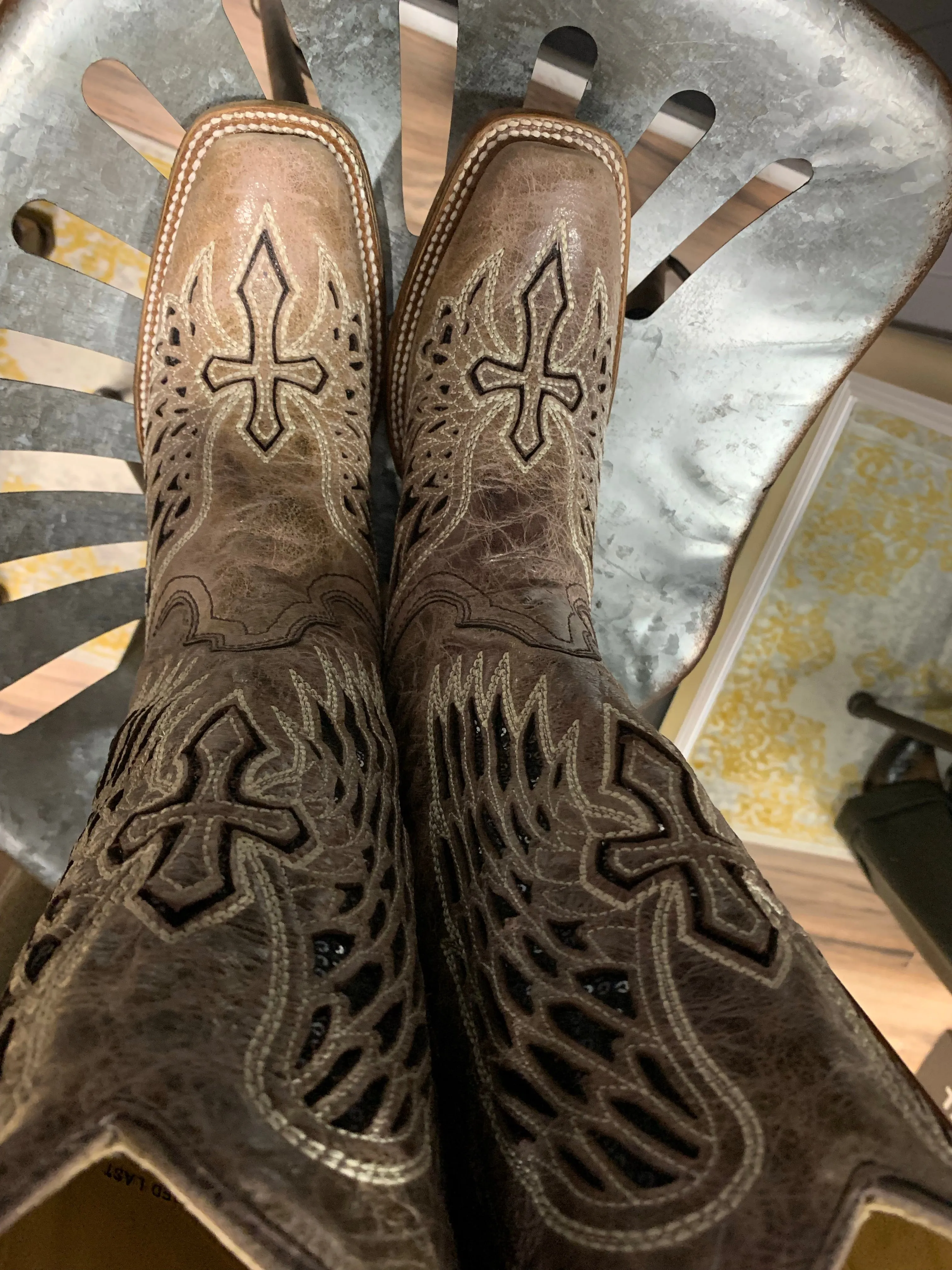 Corral Brown Black Wing And Cross Square Toe