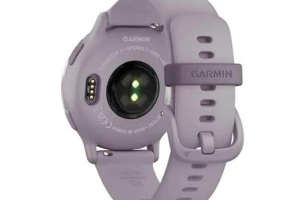 Garmin Vivoactive 5 - Slate Aluminium Bezel with Black Case and Silicone Band