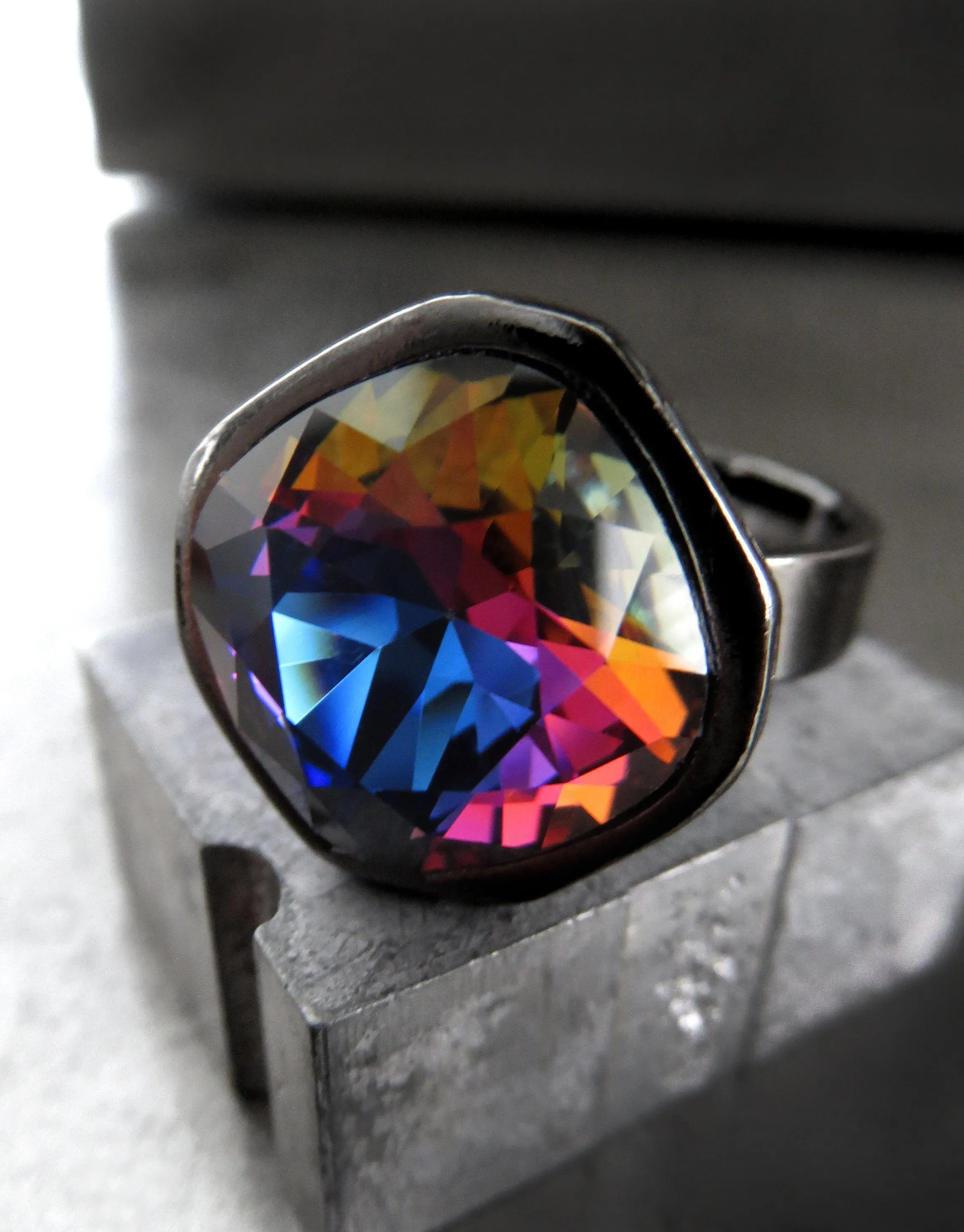 KALEIDOSCOPE - Rainbow Crystal RIng with Goth Black Vibes