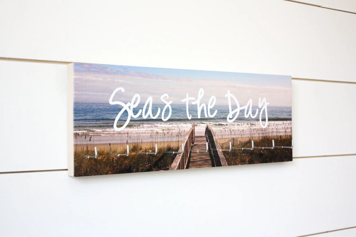 Medal Holder - Seas the Day / Beach - Medium