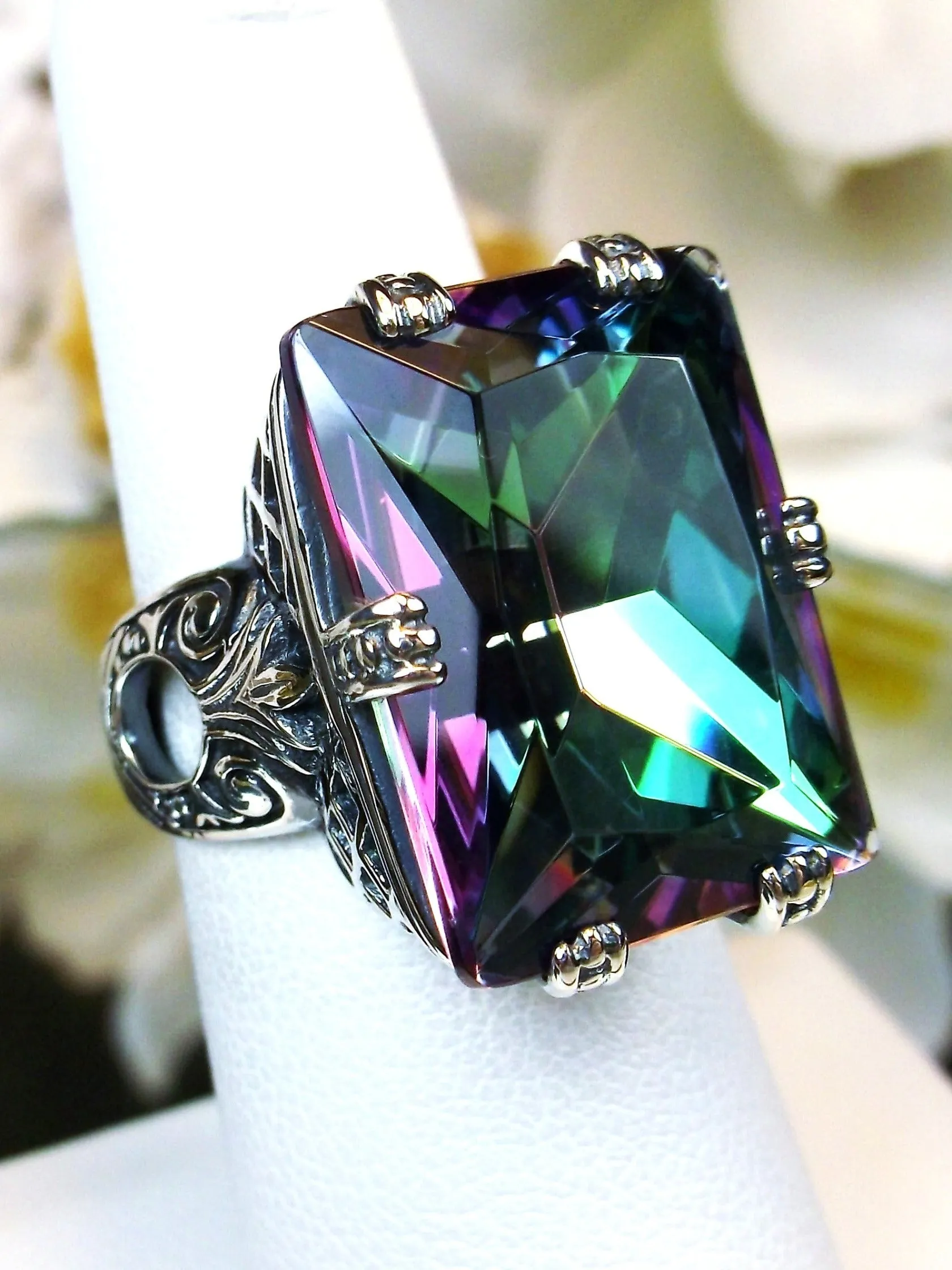 Mystic Topaz Ring, 6 Prong Ring, 30ct Art Deco Ring, Vintage Jewelry #D104