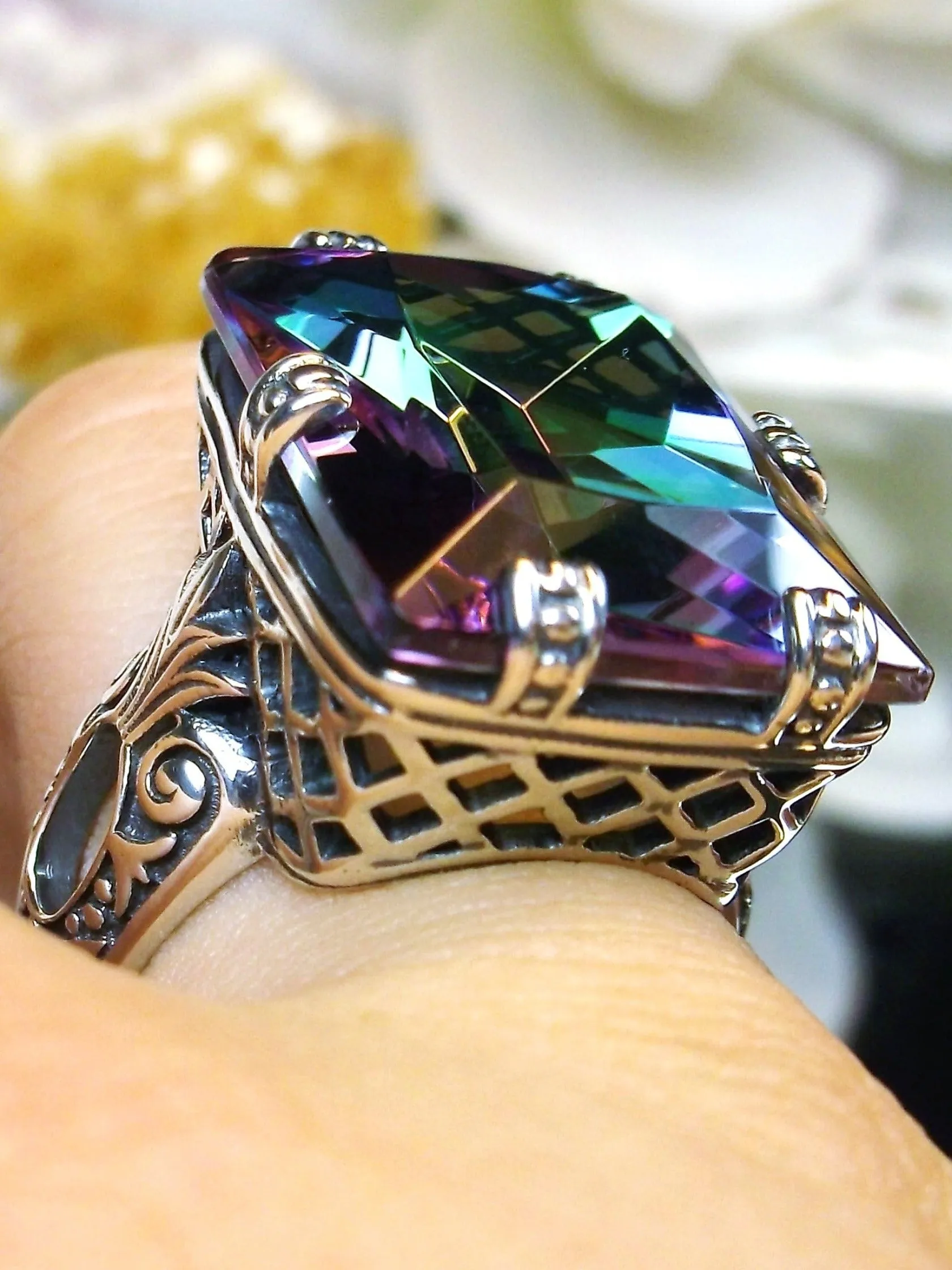 Mystic Topaz Ring, 6 Prong Ring, 30ct Art Deco Ring, Vintage Jewelry #D104
