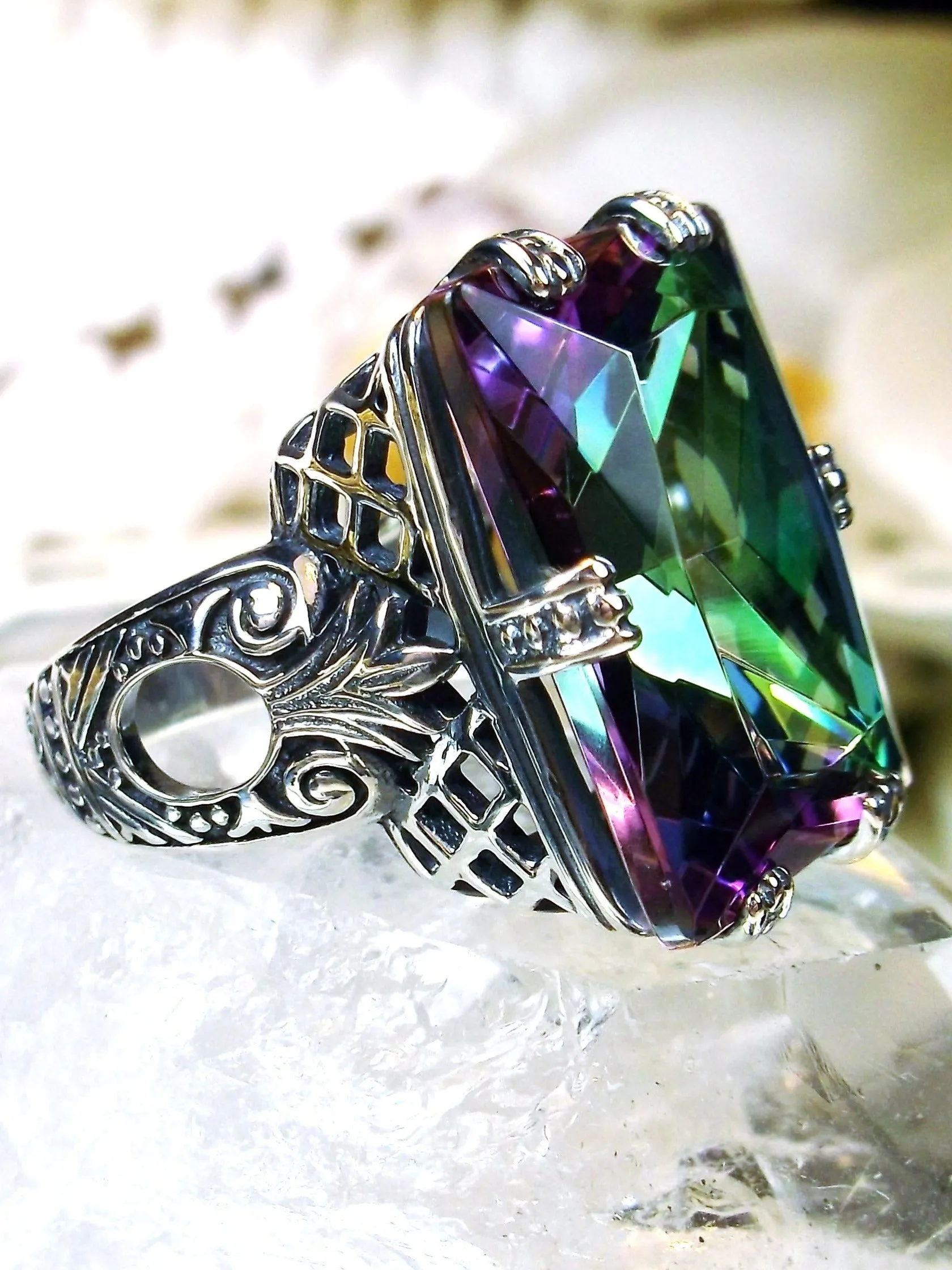 Mystic Topaz Ring, 6 Prong Ring, 30ct Art Deco Ring, Vintage Jewelry #D104