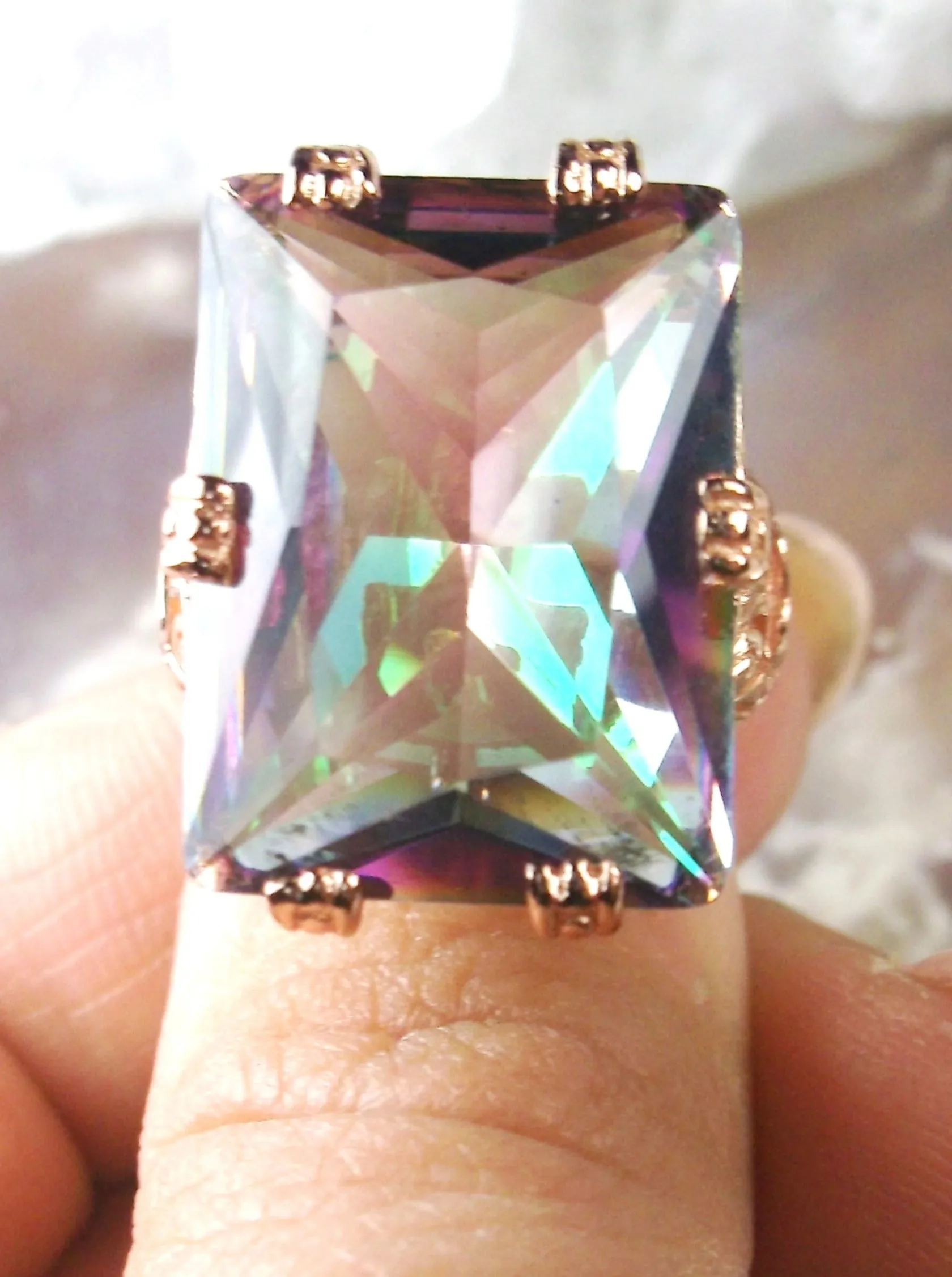 Mystic Topaz Ring, 6 Prong Rose Gold plated Ring, 30ct Gem, Vintage Jewelry #D104