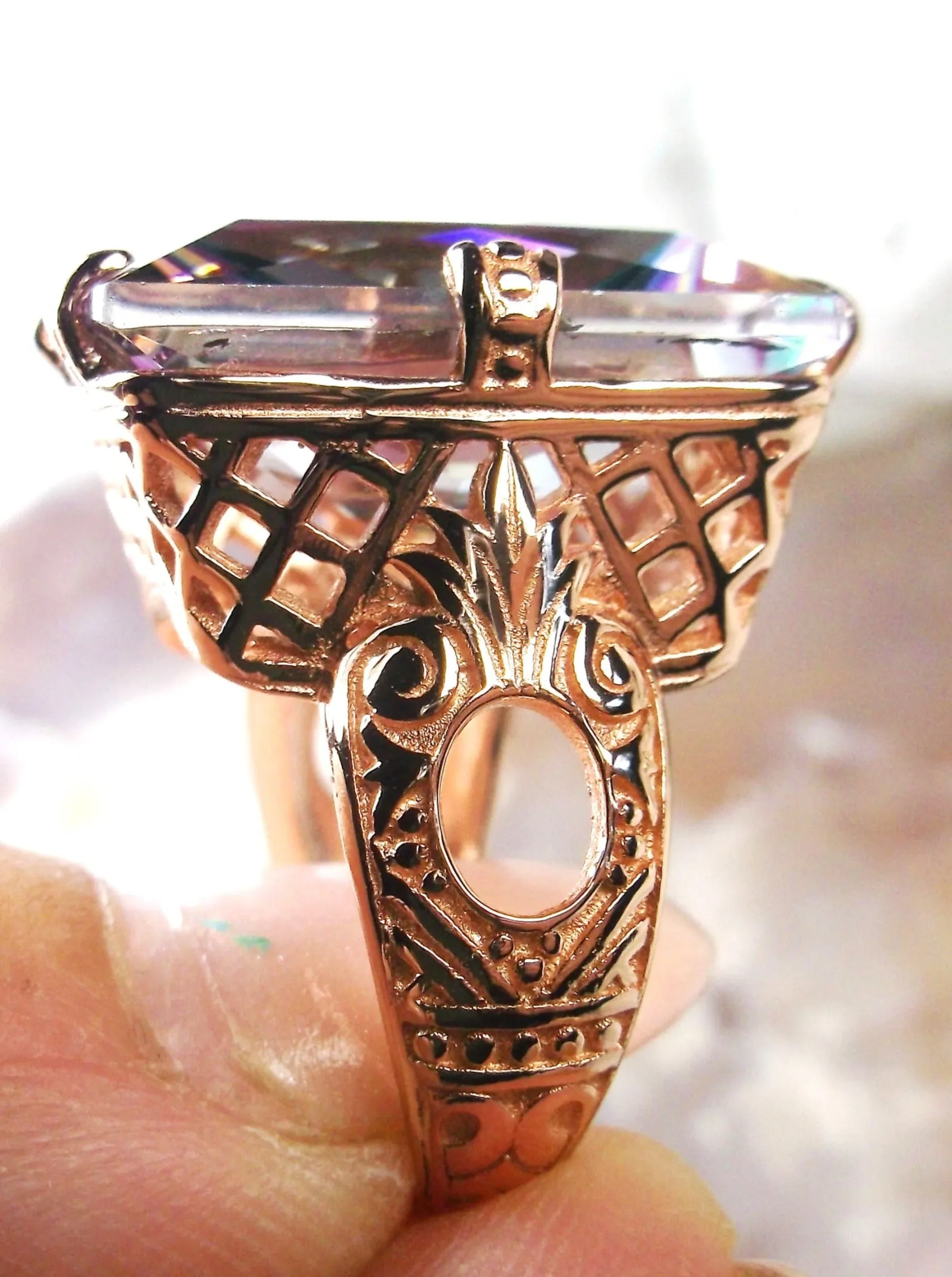 Mystic Topaz Ring, 6 Prong Rose Gold plated Ring, 30ct Gem, Vintage Jewelry #D104