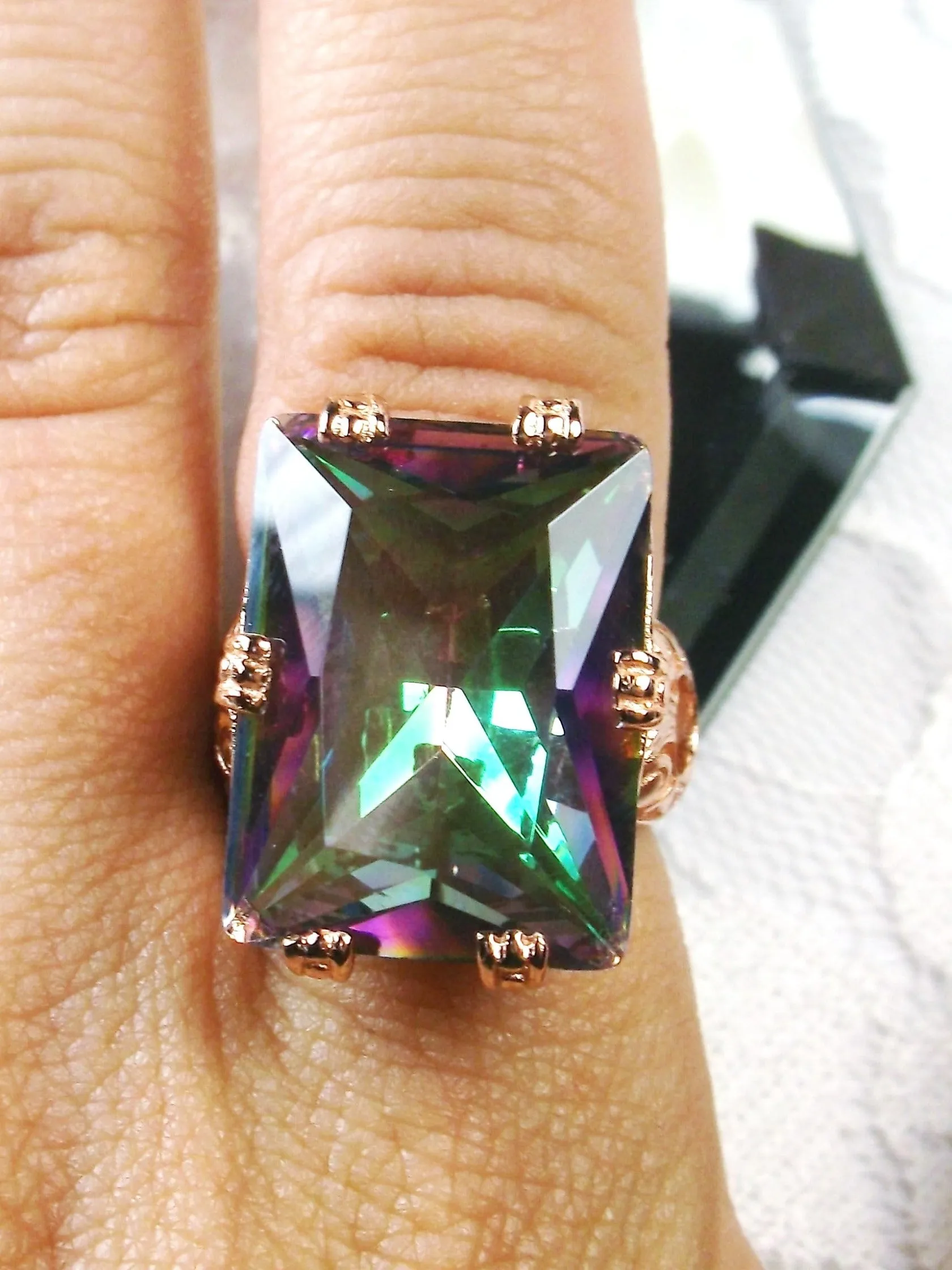 Mystic Topaz Ring, 6 Prong Rose Gold plated Ring, 30ct Gem, Vintage Jewelry #D104