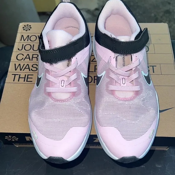 Nike girls Downshifter 12 running shoes