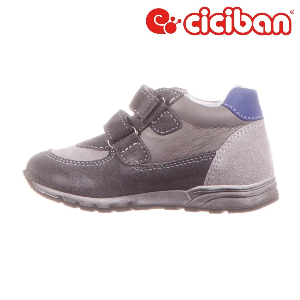 Oversport Grey 44