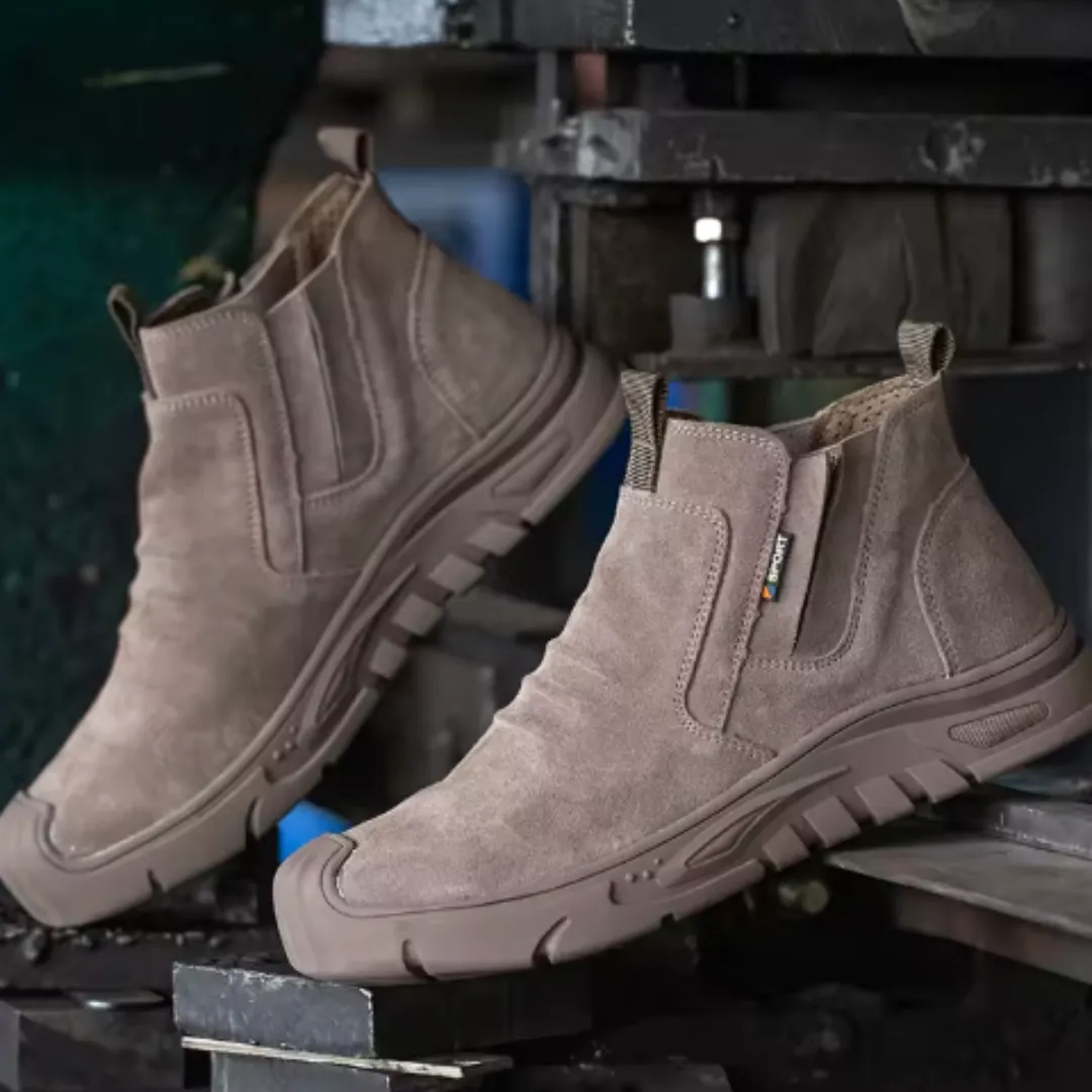 Robust Chelsea Work Boots