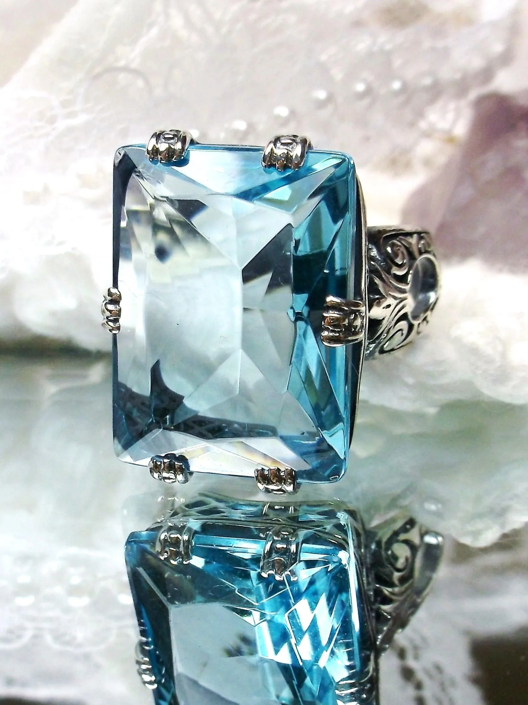Sky Blue Topaz Ring, 6 Prong Ring, 30ct Art Deco Ring, Vintage Jewelry #D104