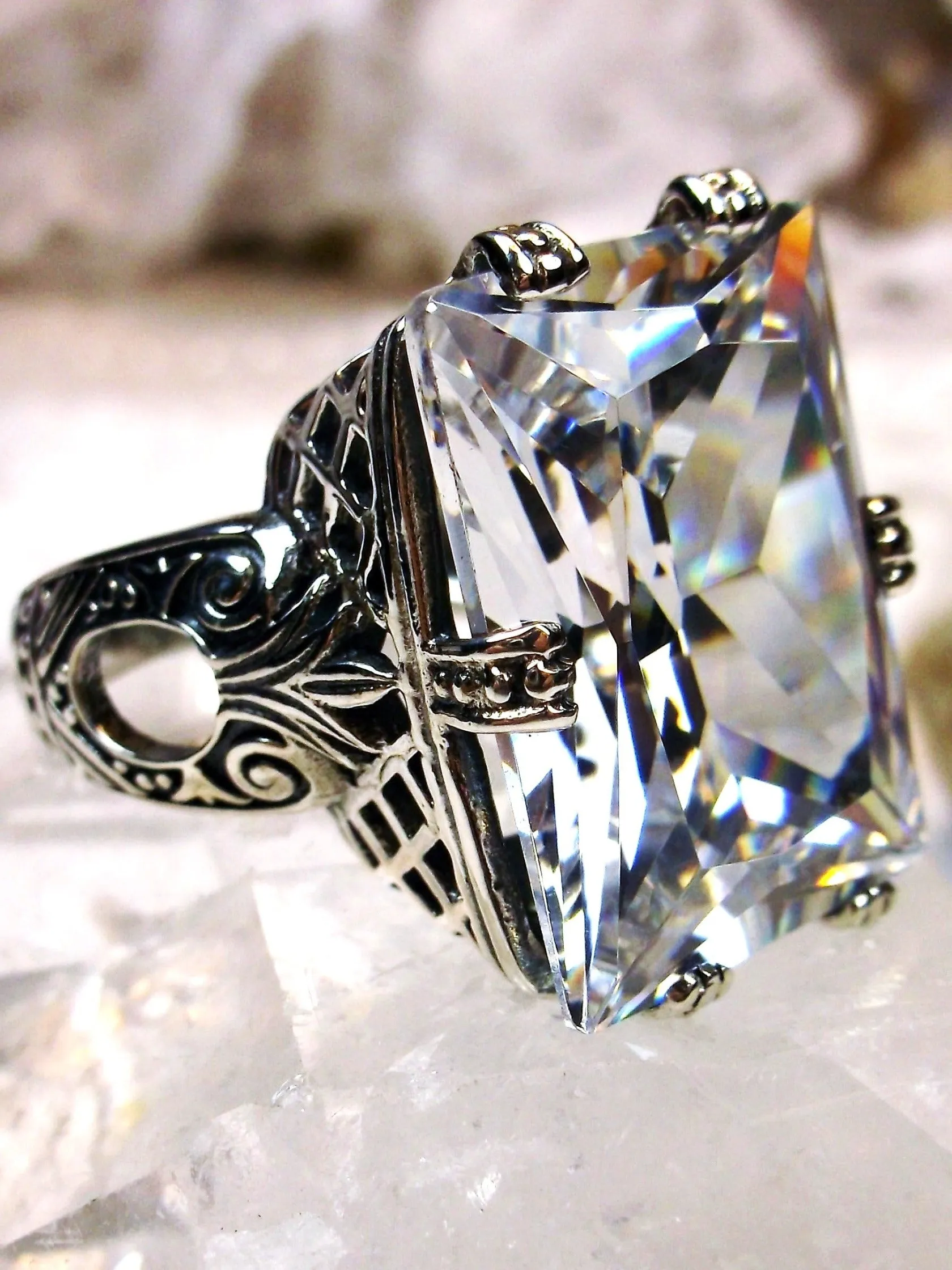 Sparkling CZ Ring, 6 Prong Ring, 30ct Art Deco Ring, Vintage Jewelry #D104