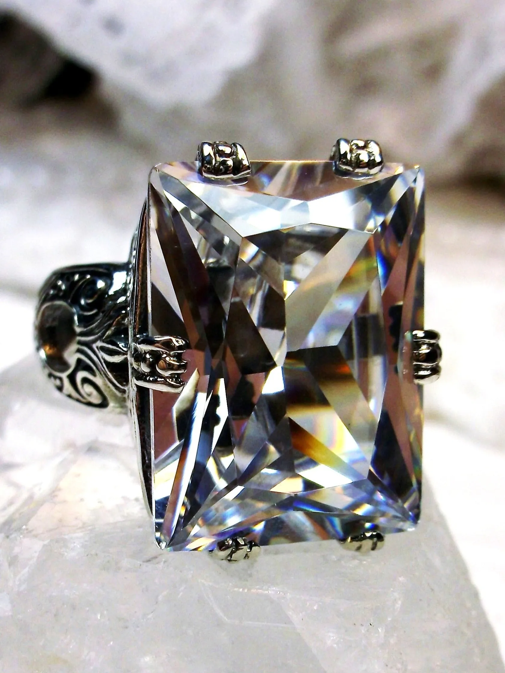 Sparkling CZ Ring, 6 Prong Ring, 30ct Art Deco Ring, Vintage Jewelry #D104