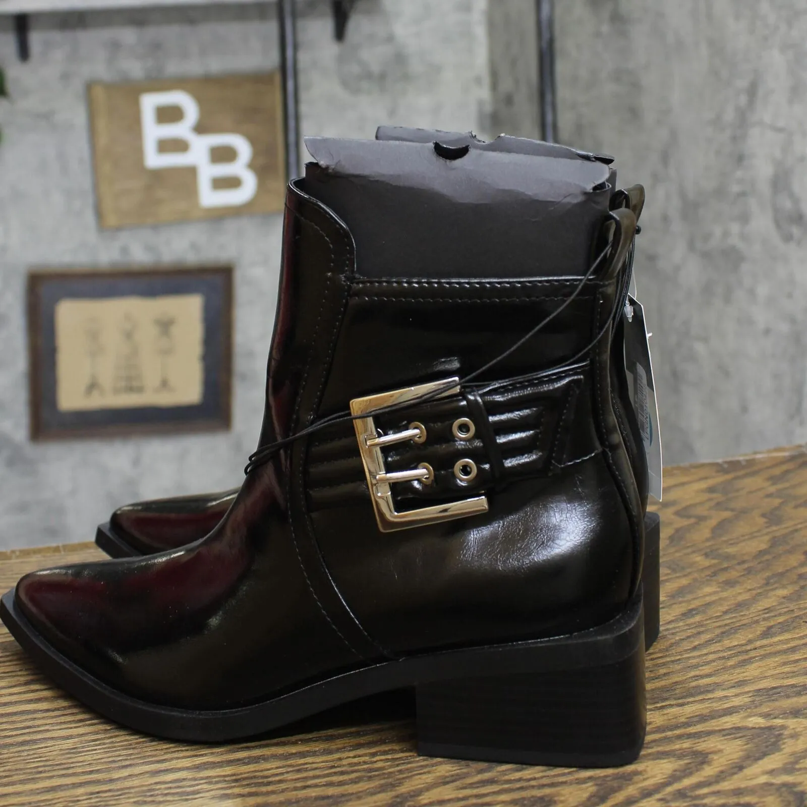 Wild Fable Giovanna Buckle Western Ankle Boots with Memory Foam Insole Black 8M