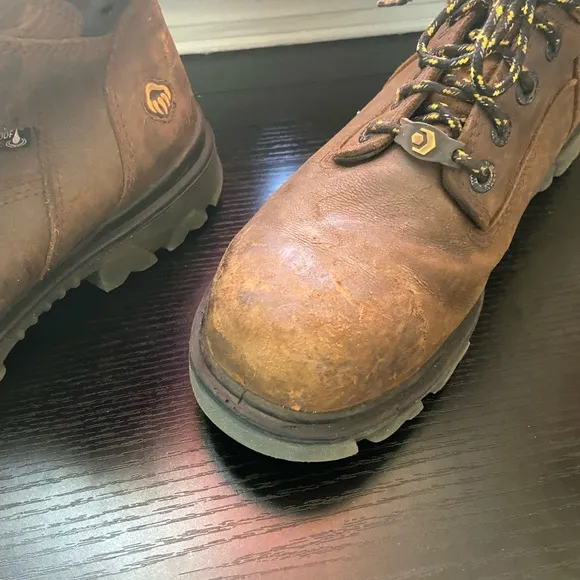 Wolverine leather carbon toe waterproof work boots