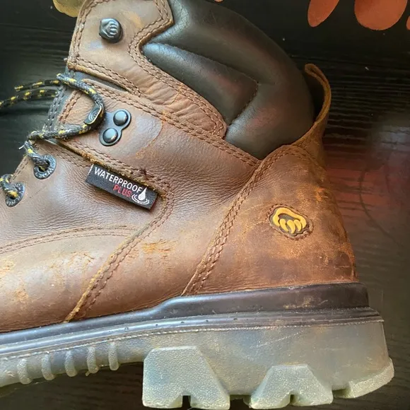 Wolverine leather carbon toe waterproof work boots